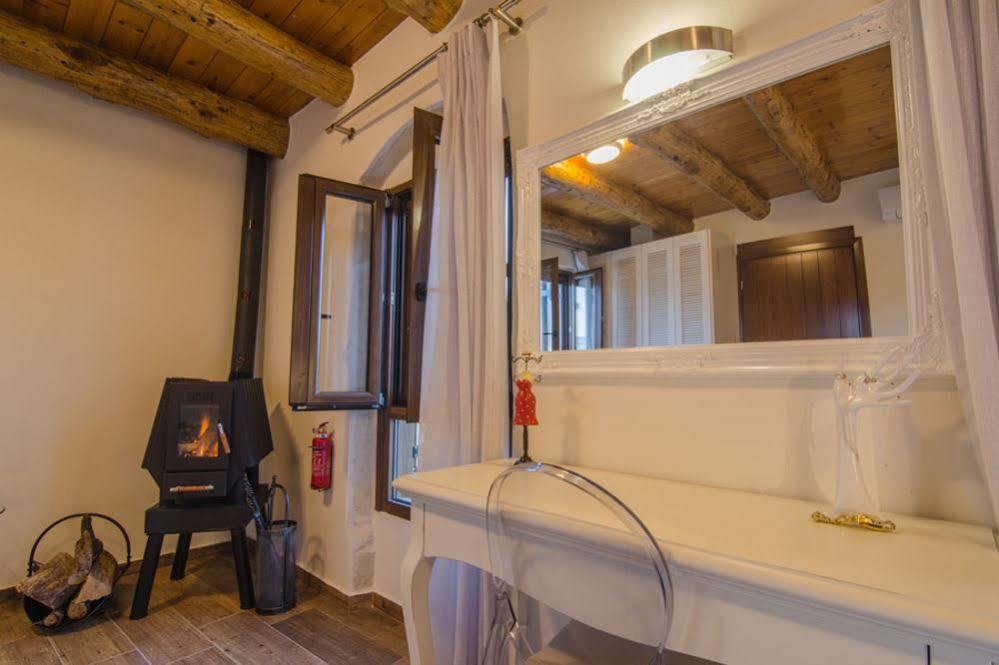 Angelos House Spa & Hammam Arkhondikí Exteriör bild